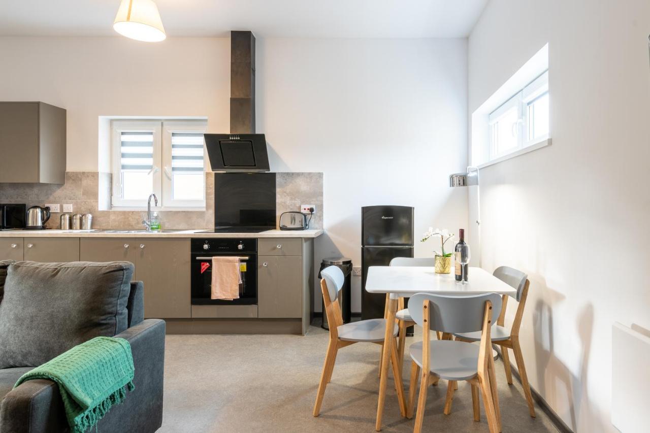 The Eldern - Spacious, Netflix, Free Parking, Close To A1 Peterborough Exterior photo