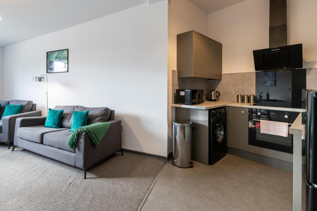 The Eldern - Spacious, Netflix, Free Parking, Close To A1 Peterborough Exterior photo